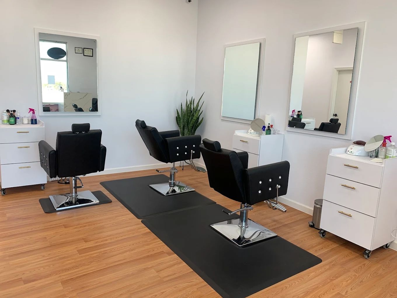 Glam Up Threading & Salon