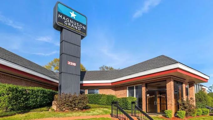 Magnuson Grand Hotel and conference Center 
